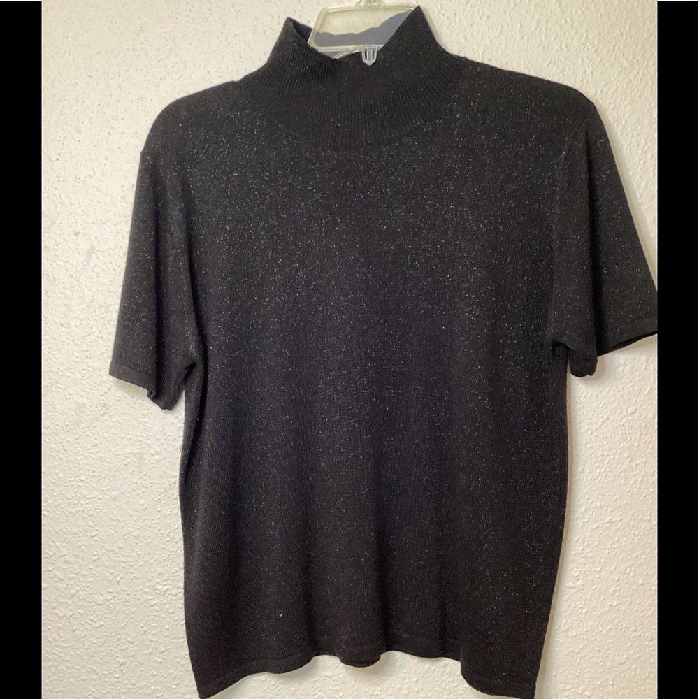 Karen Scott Short Black Gold  turtleneck top. Size: M